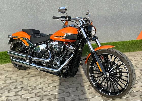 HARLEY-DAVIDSON SOFTAIL BREAKOUT 